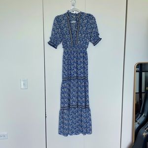 Long, short sleeve blue floral dress